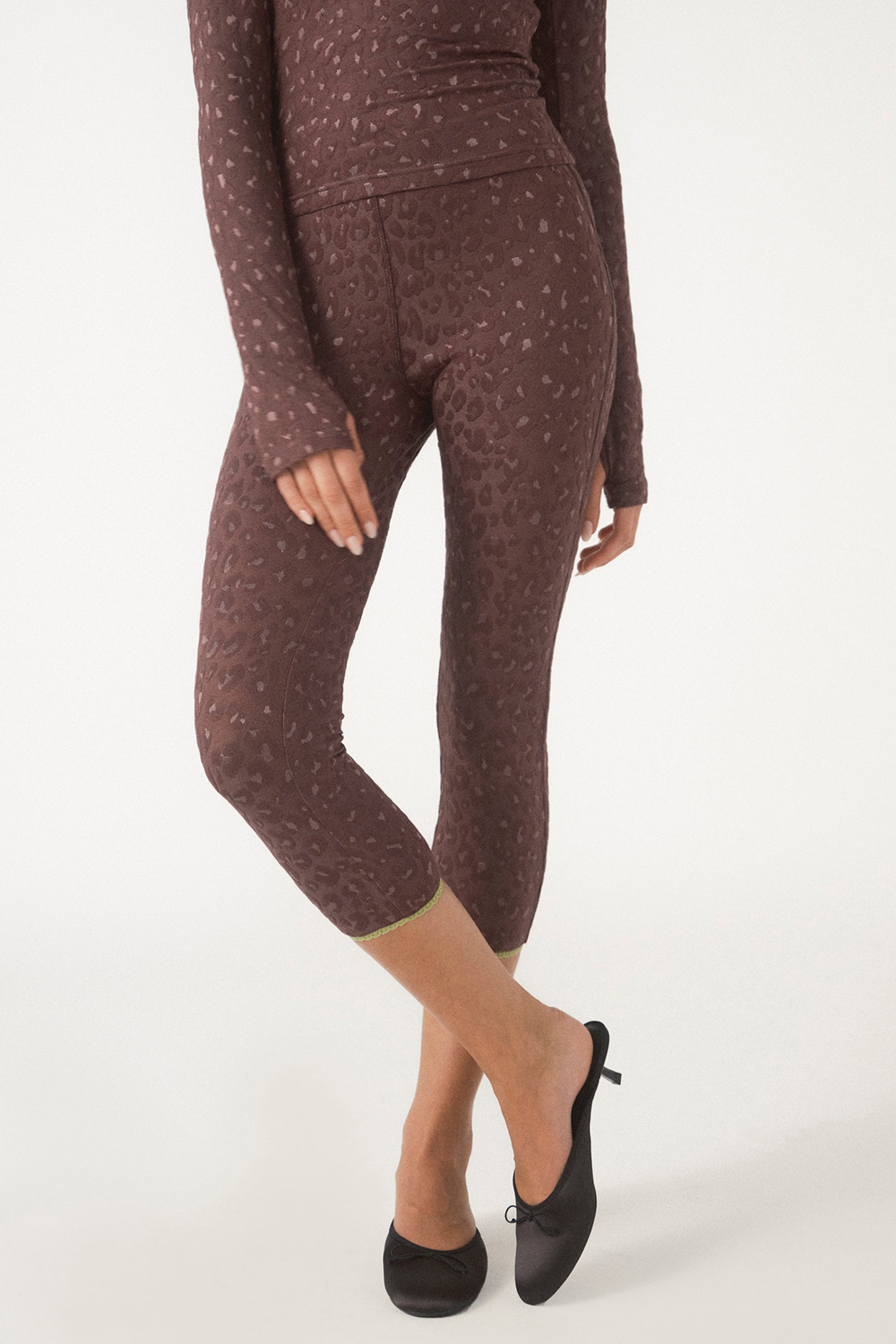 Gwen Leopard Jacquard Capri