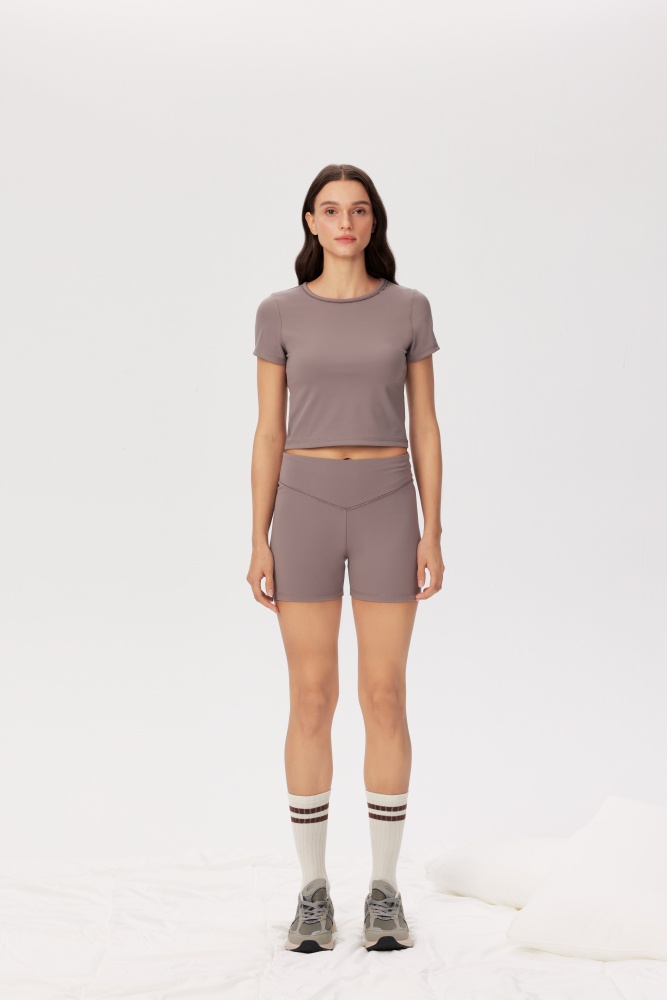 PIXIE & PEACH Gina Cropped Tee (taupe)